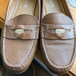 Sz 7.5 Coach Penny loafers